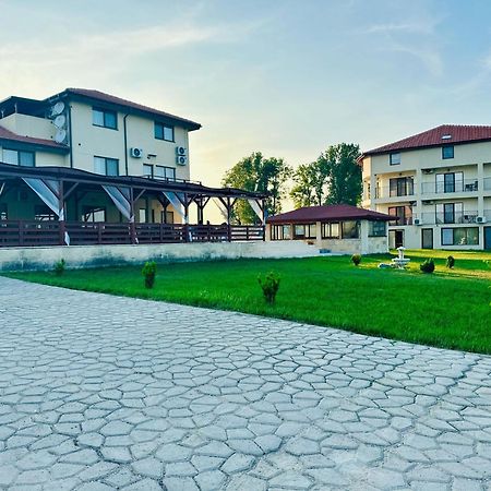 Pensiunea Fabian Hotel Jurilovca Bagian luar foto
