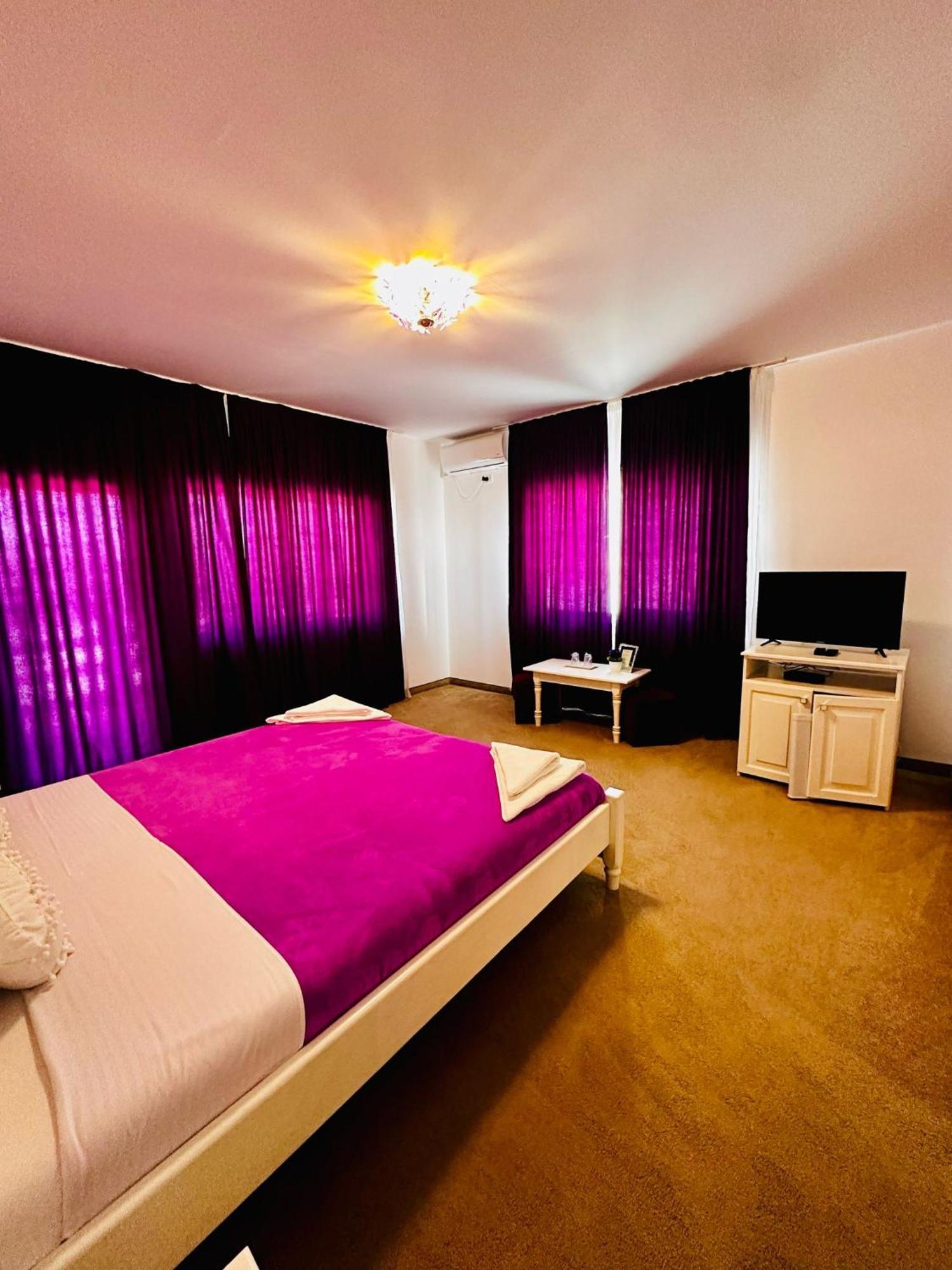 Pensiunea Fabian Hotel Jurilovca Bagian luar foto